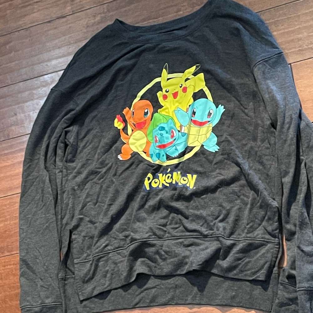Pokémon sweatshirt